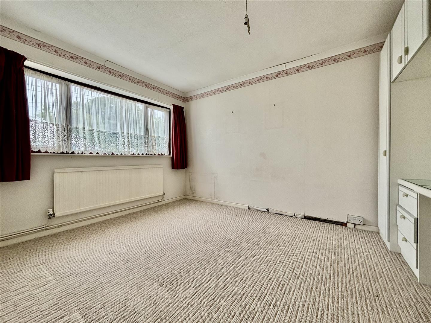 Hen Parc Avenue, Upper Killay, Swansea, SA2 7HA